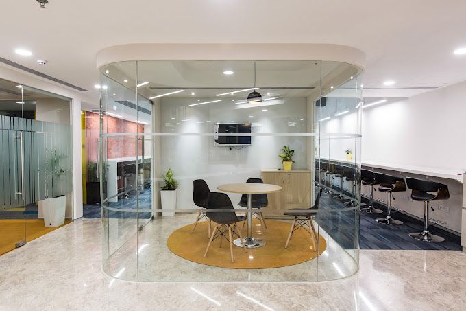 Altrade Platina Building image 4