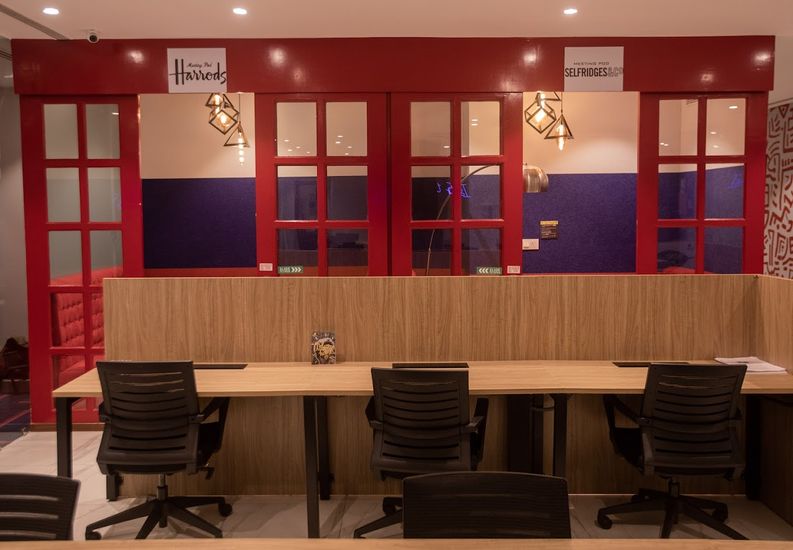 Desker image 2
