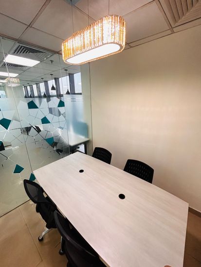 SevenHive Coworking image 3