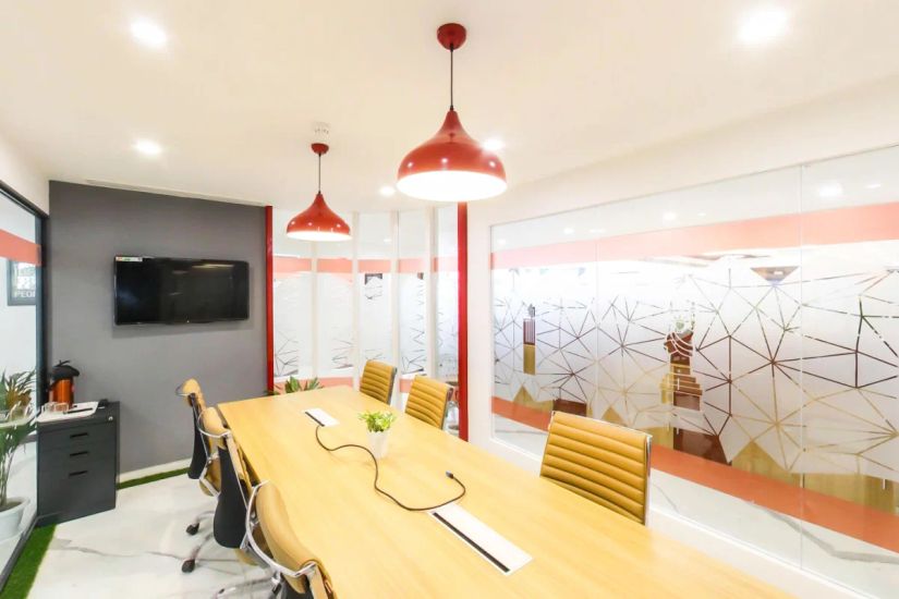 The Office Pass Paras Downtown Center image 3